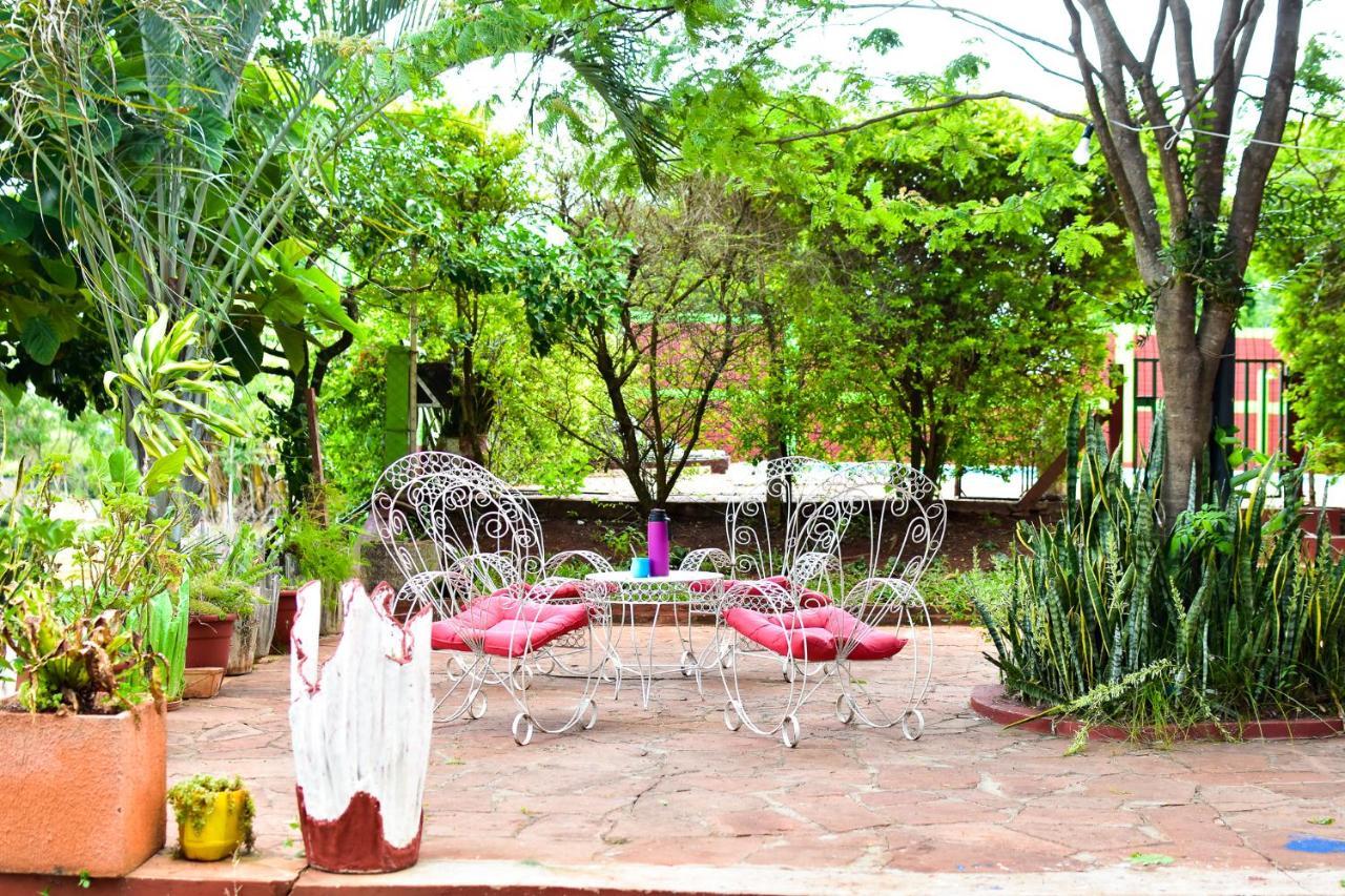 Palmas Park Hotel Y Restaurant Облигадо Экстерьер фото